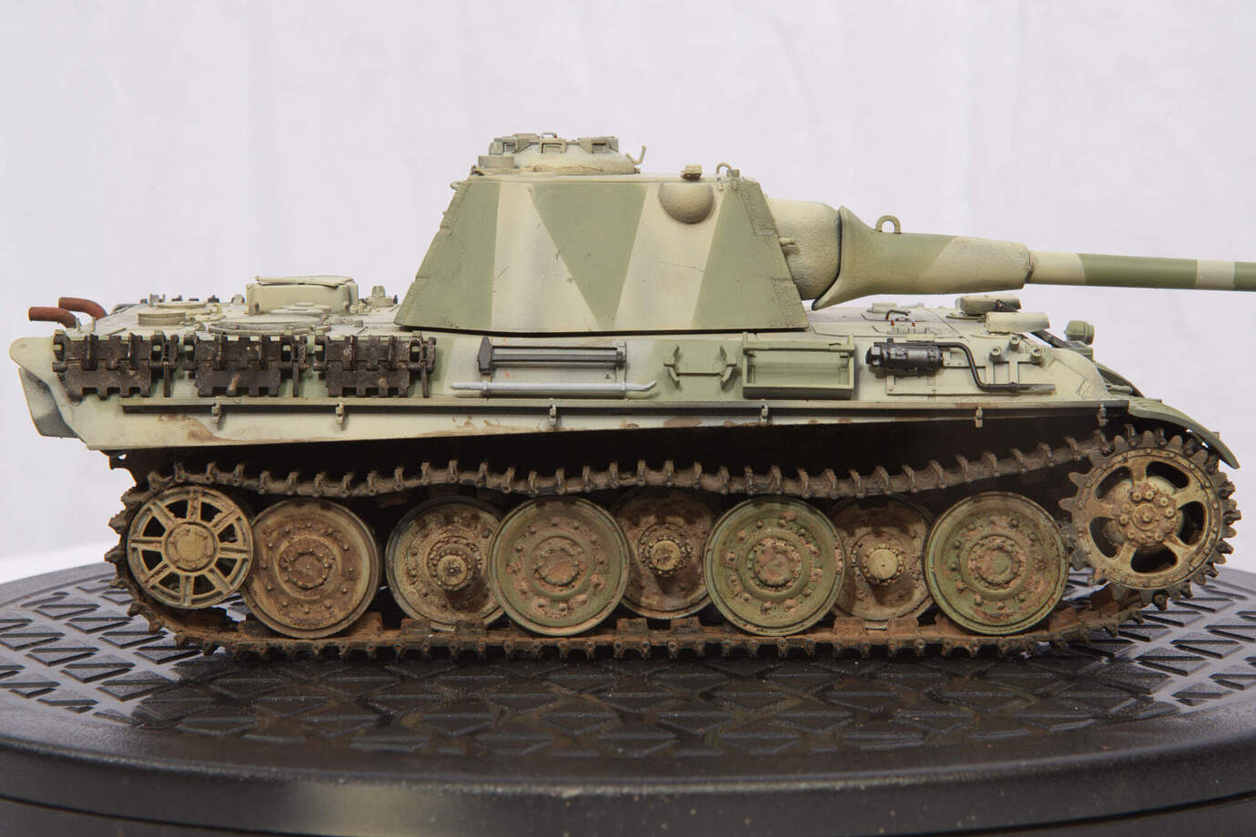 Amusing Hobby Panther II Build Finished WWII Axis KitMaker Network