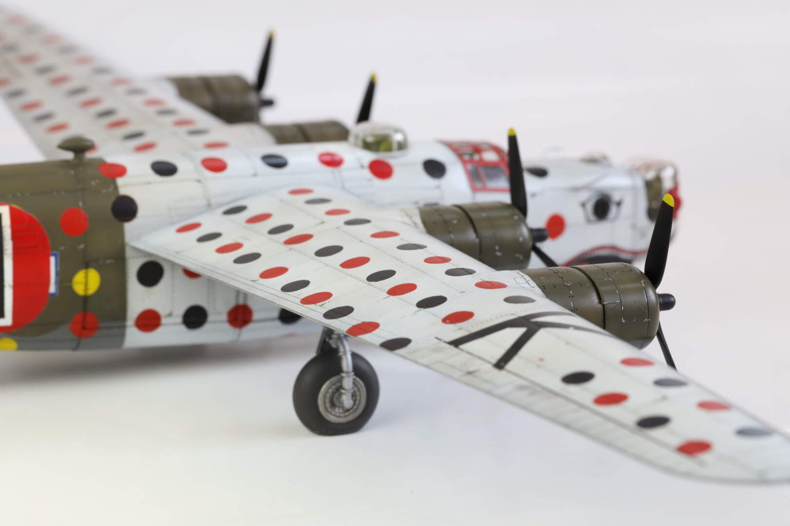Hasegawa 1 72 B 24J Spotted Ass Ape Page 3 World War II