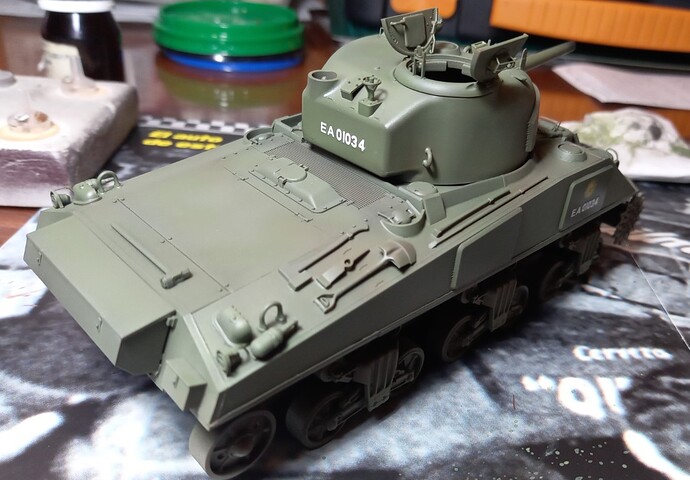 Sherman M4A4 EA (24b) (2) (Mediano)