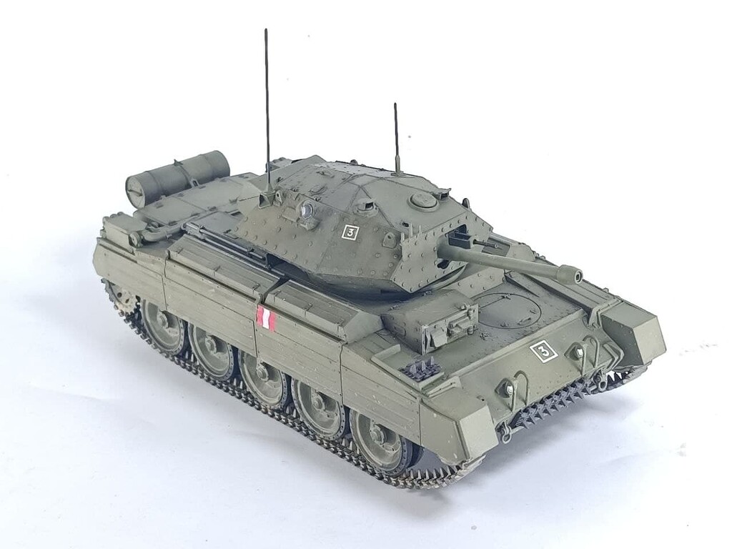TAMIYA 37025 British Cruiser Tank Crusader Mk.III Scala 1/35 - Modellismo Statico