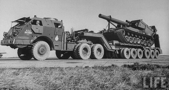 T92_240mm_self-propelled_howitzer_on_an_M-26_Dragon_Wagon_armored_truck_in_1949