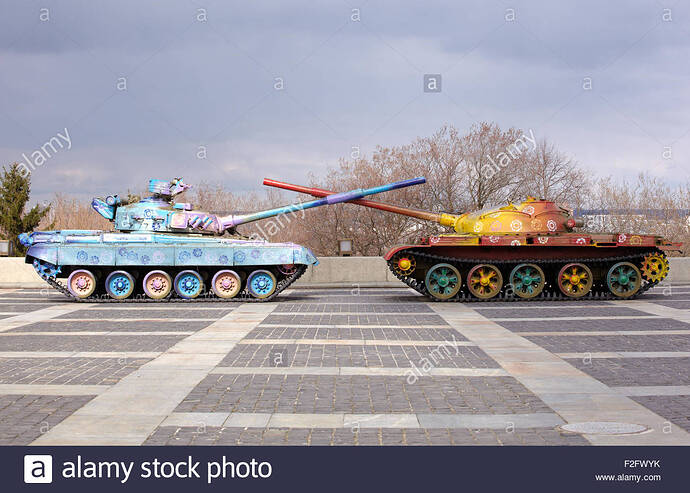 hippy-tanks-in-kiev-museum-of-the-great-patriotic-war-ukraine-F2FWYK