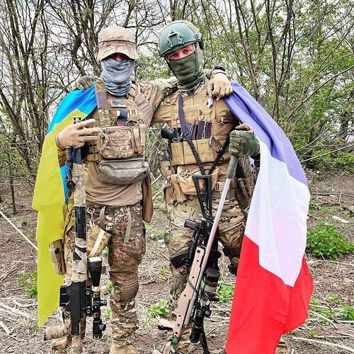 Ukranian and French sniper
