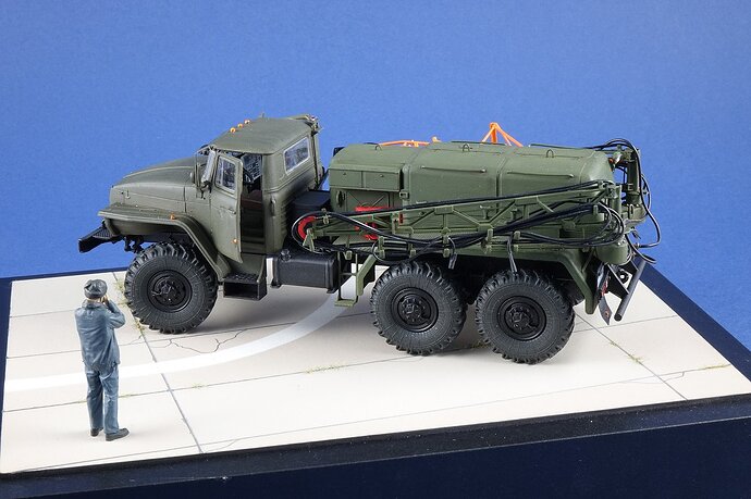 ural-043