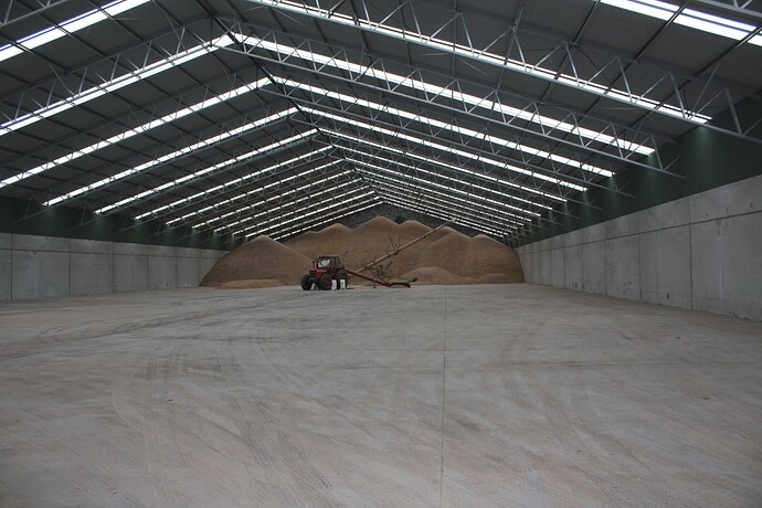 A-102m-x-36m-x-6m-grain-shed-with-concrete-panel-walls-at-Smeaton-VIC