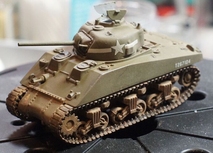 Airfix 1-76 Sherman weather front small
