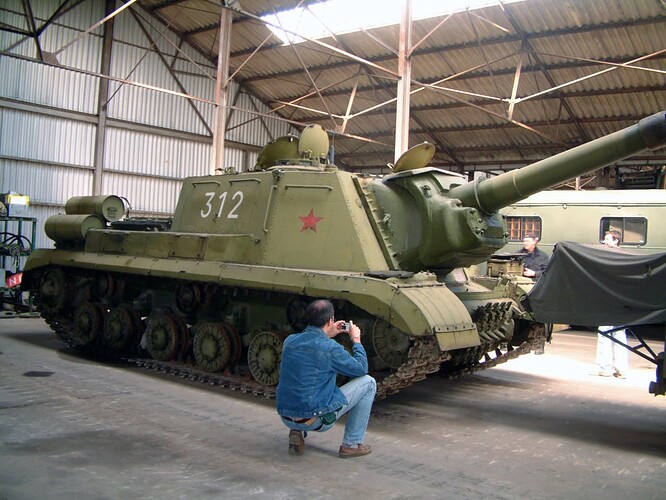 Tank Museum Depot Kapelle  8 mei 2005 025