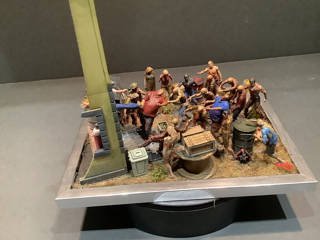 Zombie Diorama NOT ENOUGH BULLETS Creatures Comics KitMaker zombie-diorama-not-enough-bullets-creatures-comics-kitmaker