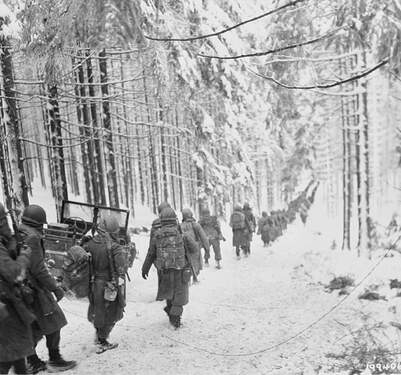 Marching infantry, Battle of the Bulge (snow)