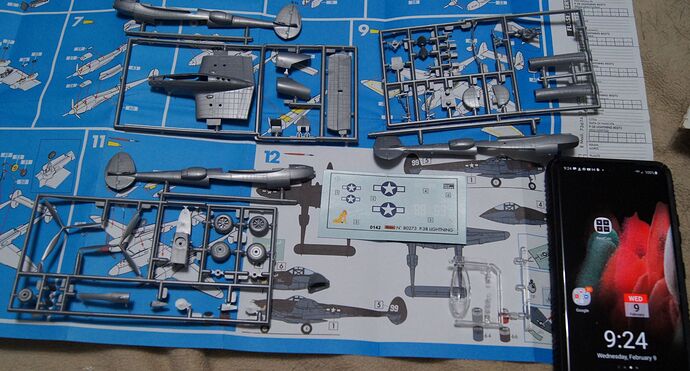 Heller P-38 Start Photo 1 small