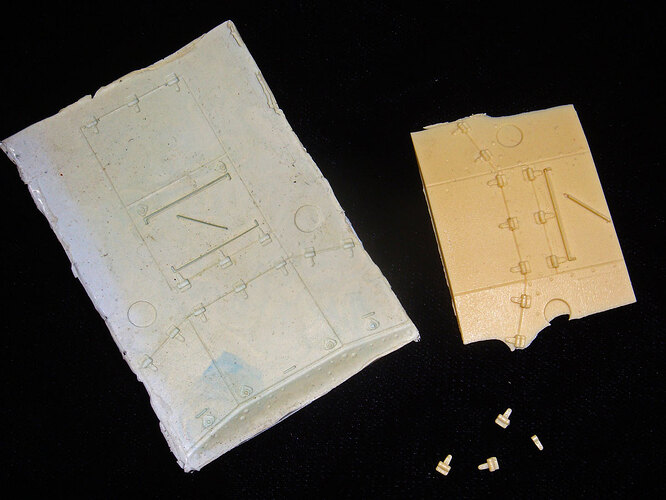 Crusader-Engine-Deck-Mold