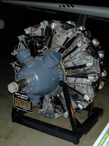 800px-Pratt_&_Whitney_R-2800_Engine_1