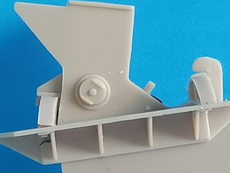 spade 4