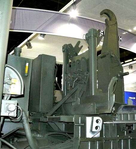 oshkosh_mtvr_8x8_heavy_load_handling_ system-CROP