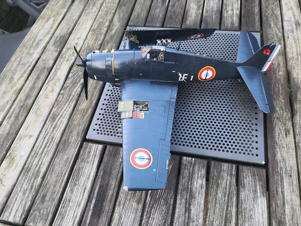 Build review of the Airfix Grumman F6F-5 Hellcat scale model