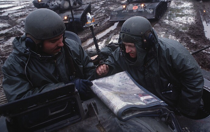 M60A3_main_battle_tank_discuss_the_results_of_a_field_training_REFORGER_85_DF-ST-85-13236 (2)