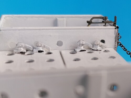 Hoist travel lock 1