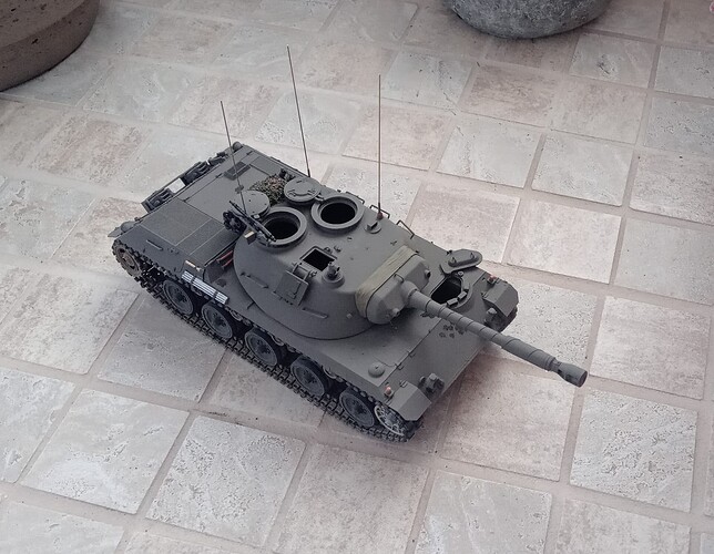 RU 251 (36)