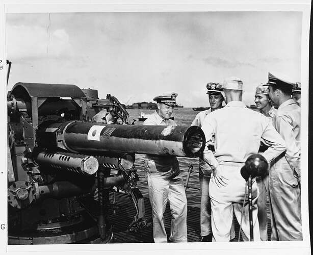 5in-25-deck-gun-uss-balao-ss-285-1945.-comsubpac-vice-admiral-lockwood-guam