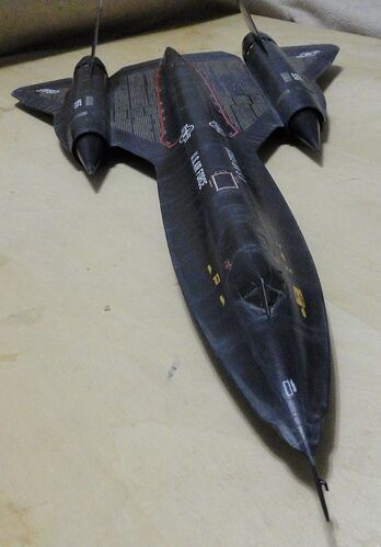 SR-71 on gear top small