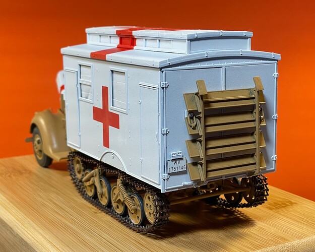 Maultier Ambulance (dry-fit) (4)