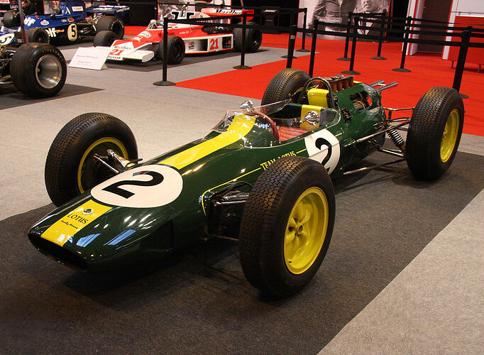 1200px-1962_Lotus_25_Climax_-Flickr-exfordy(1)