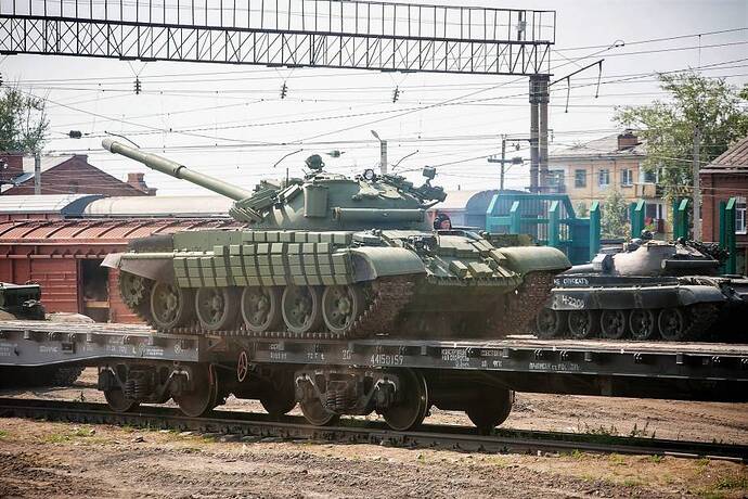 Russian_huge_tank_losses_in_Ukraine_lead_to_reactivate_old_T-62_MBTs_1 (1)