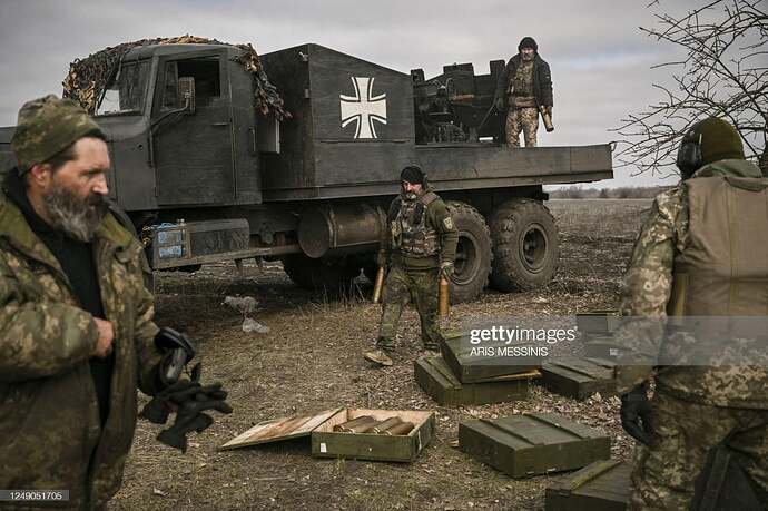 ukrainian-kraz-255-technical-with-57mm-s-60-anti-aircraft-v0-bh9dkm8a9rhc1