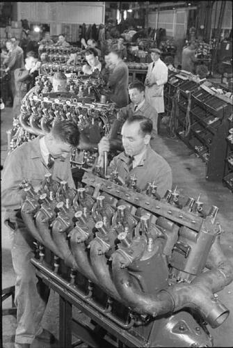 Birth_of_a_British_Tank-_Tank_Production_in_England,_1941_D4470