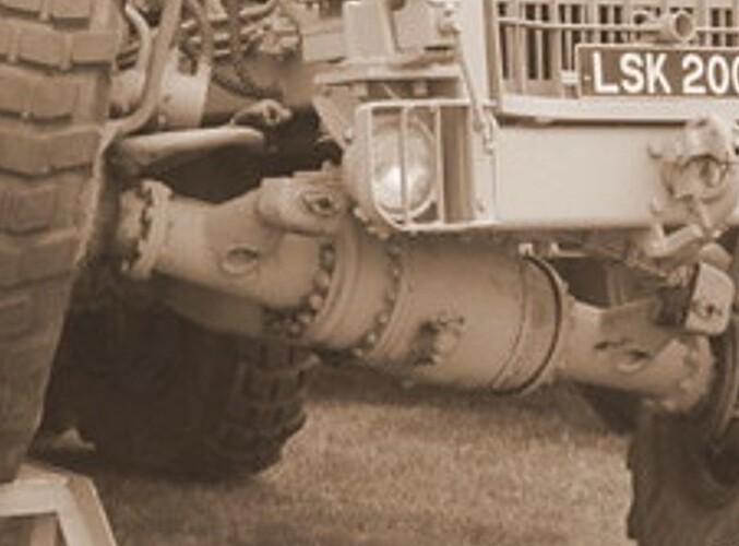 1_Scammell_axle rack