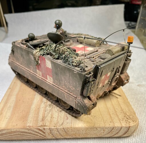 M113-back