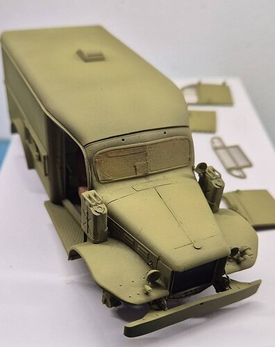 DODGE ZVEZDA-124