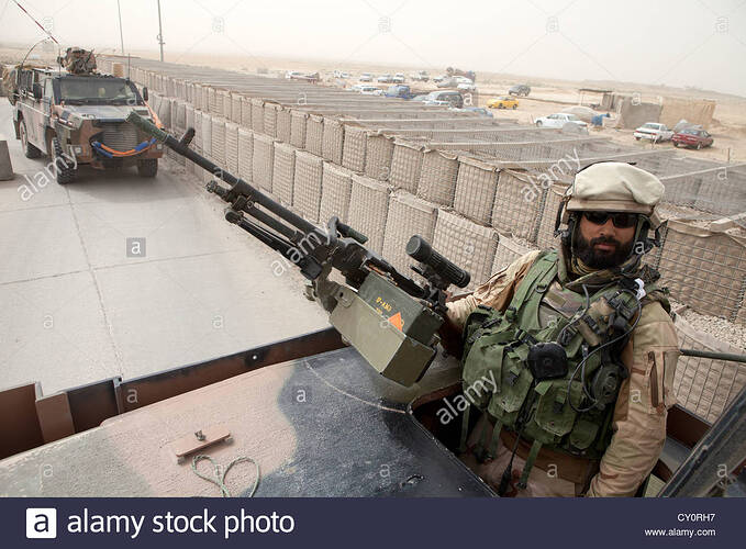 dutch-military-on-patrol-in-kunduz-afghanistan-CY0RH7
