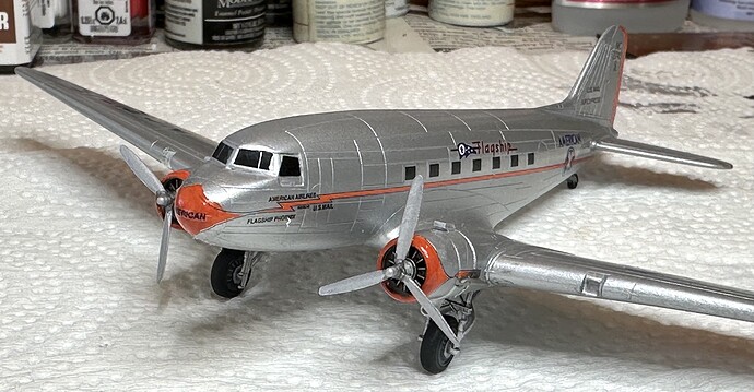 1:144 DC-3, American_06