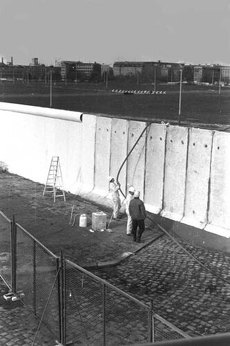 07a35f27-1368-4373-ac9c-ace60d364260