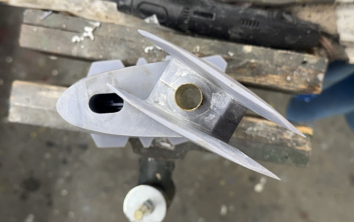 SG Correct Rudder Swing to Port