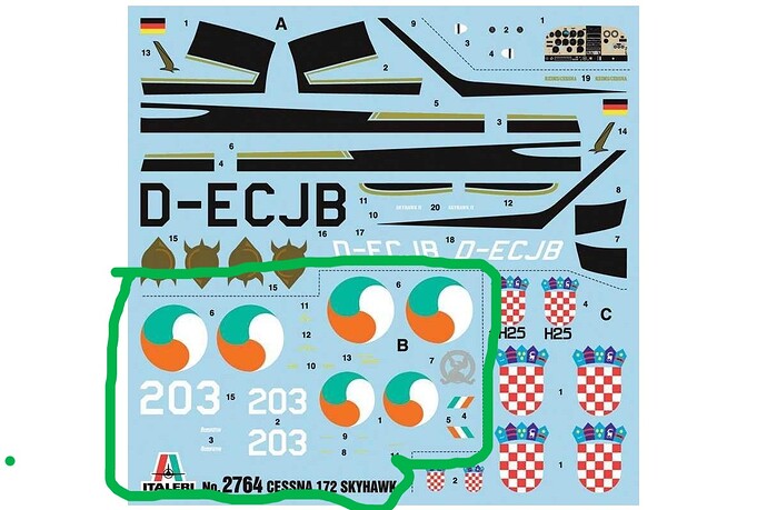 cessna-172-skyhawk-1987-landing-on-red-square-1-48-2764