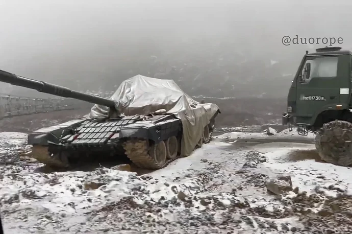 indian-army-t-72-cia-ajeya-in-north-sikkim-v0-zmpnhv3k2tua1