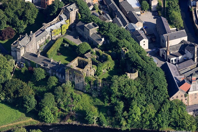 CockermouthCastle-hb39823-la1