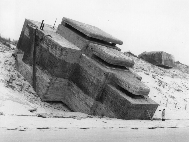 Bunker at an angle