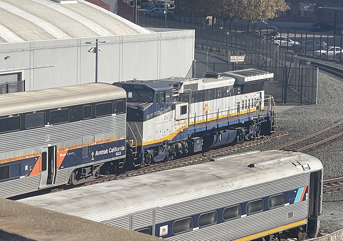 154 Amtrak dash8