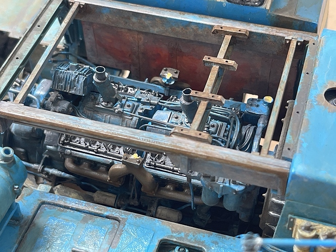 20_engine in top