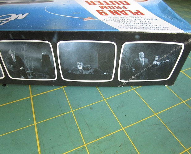 Plan-9_From_Outer_Space_o_boxart