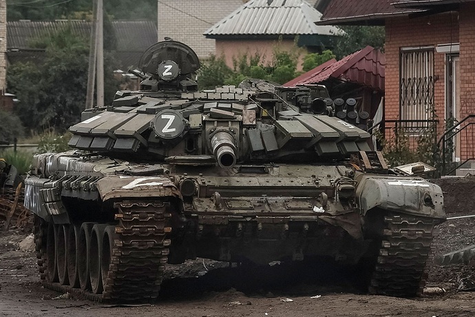 russian-tank-izium