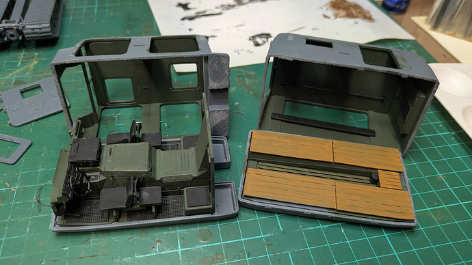 1000042284