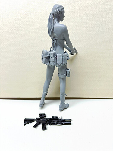 FemaleSoldierPrimedBack.photoslibrary