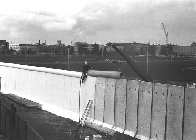 f8990b2f-aa48-444b-89bc-bcadb4facdee