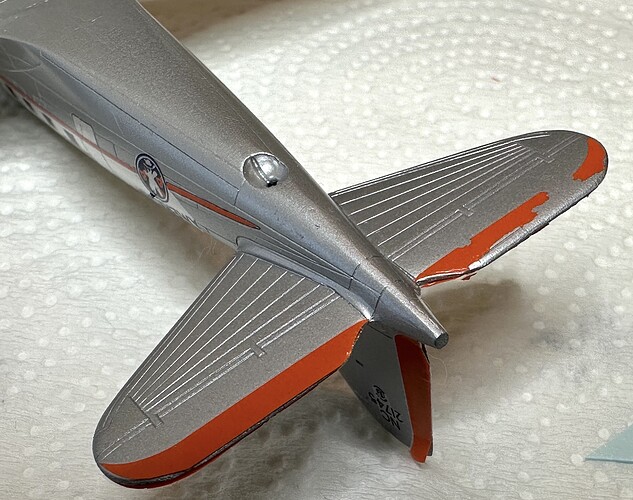 1:144 DC-3, American_02