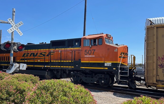 100_bnsf dash 2