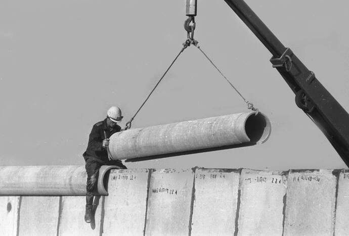 60ead5e8-00d7-4842-ae4b-5333ddf0f04a